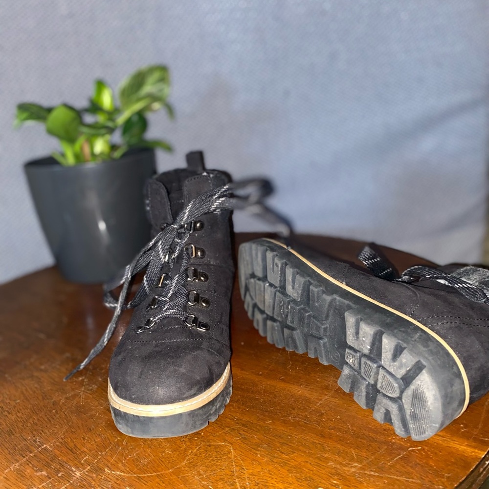 Sonoma kohl’s size 7 1/2 color black grey